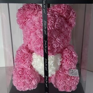 Orsetto di rose artificiali rosa con cuore bianco h 36 Cm