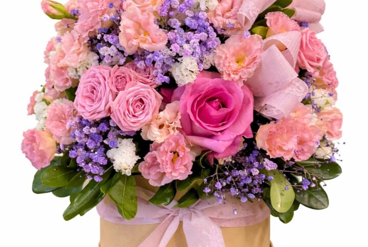 Box Floreale Romantica con Rose, Lisianthus e Fiori Lilla
