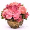 "Fascino Eterno": Centrotavola Lusso con Magnolia e Peonie in Lattice e Stoffa