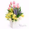 Centrotavola con Tulipani e Fresie in Lattice e Stoffa (H 35 cm)